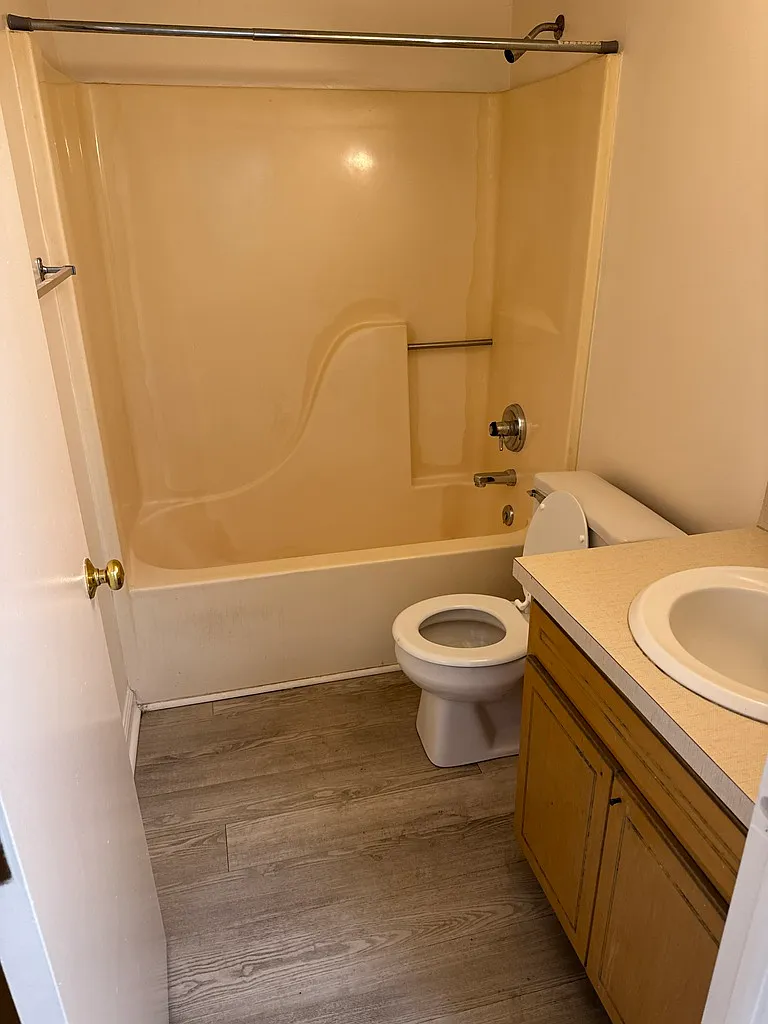 1 bed, $800 — Photo 4