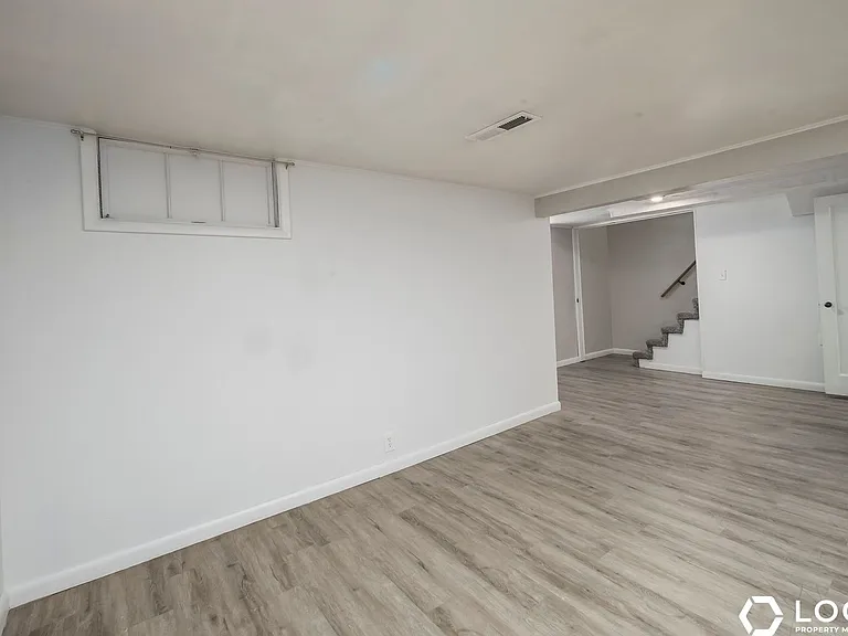 761 N 700 W — Photo 3