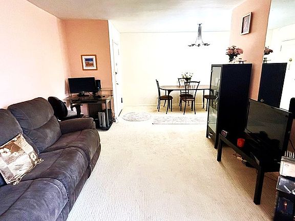 4th image of 32-23 90th St #410