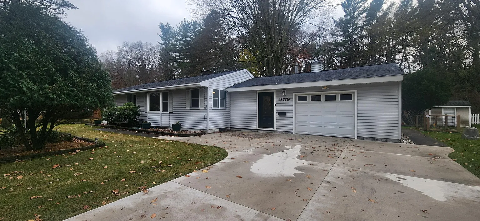 4079 Lake Harbor Rd photo 1