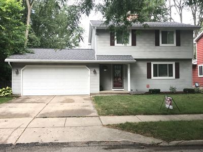 6032 Chesapeake Dr, Lansing, MI, 48911
