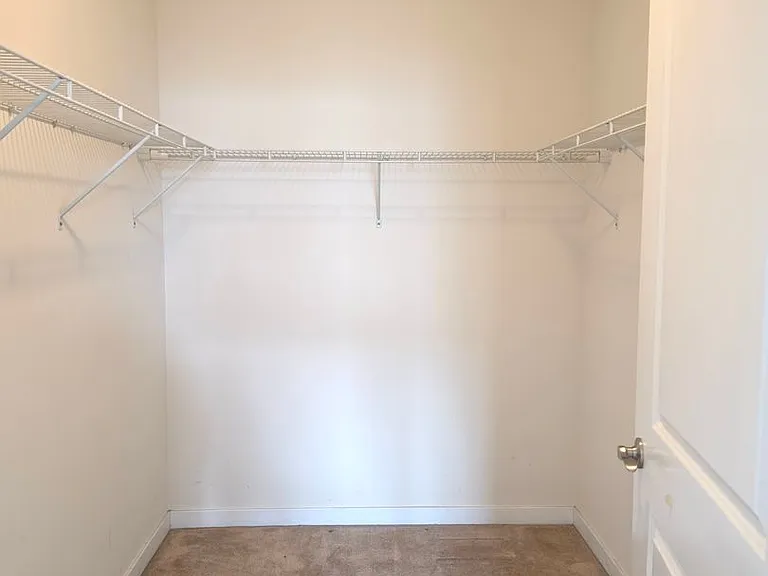 123 Tower Blvd — Photo 16