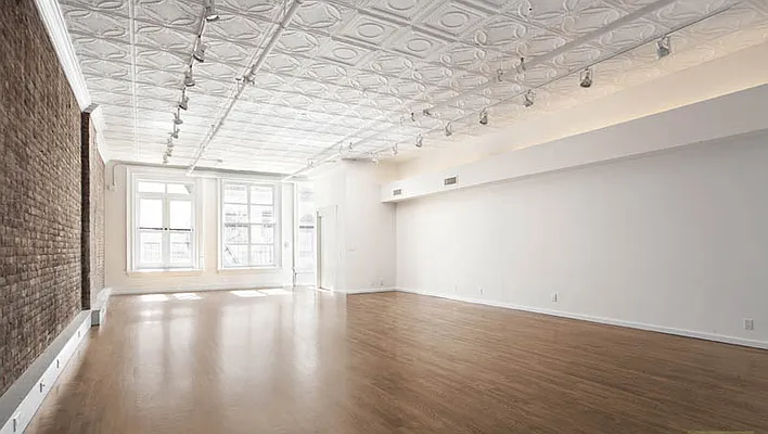 Rented by Meisel Real Estate | media 31