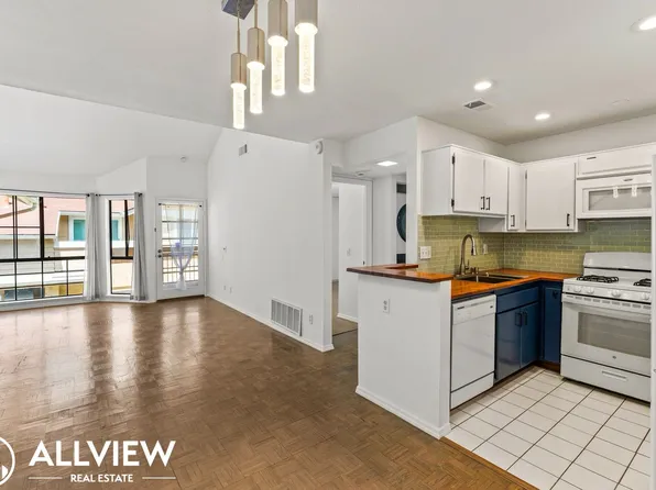 12680 Briarglen Loop Unit J, Stanton, CA 90680