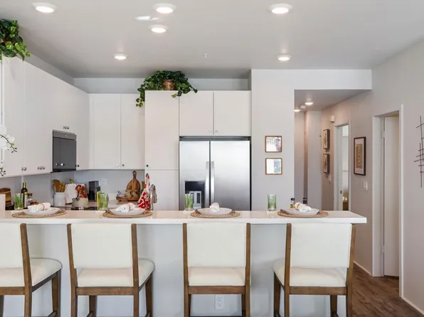 91-4099 Hikuono St #808, Kapolei, HI 96707