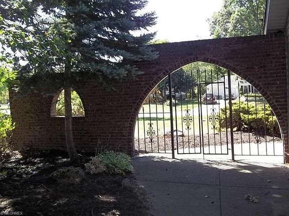 4th image of 18142 Mallard Cir