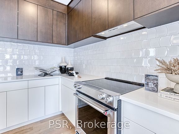 5th image of 406 Green Gate Blvd