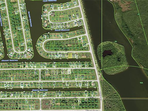 4th image of 15602 Seafoam Cir