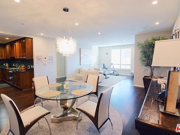 2nd image of 637 S Fairfax Ave APT 304