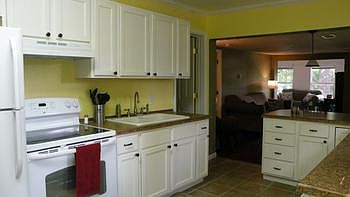 5th image of 2709 N Peterson Dr