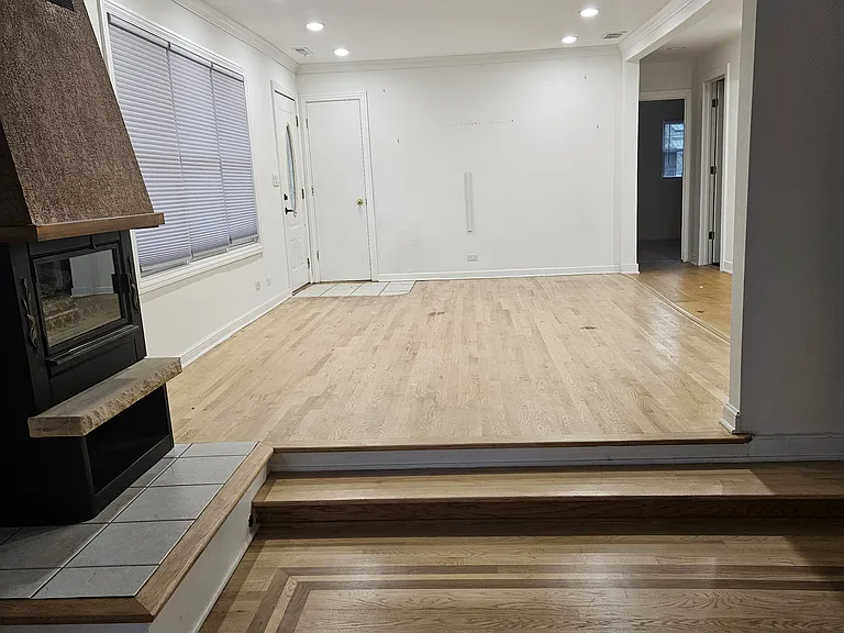 3230 Thornberry Ln — Photo 5