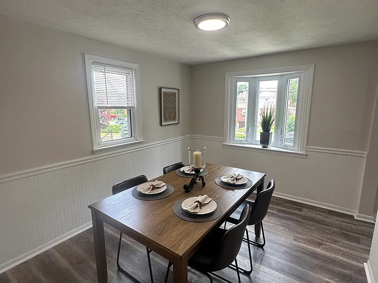 2062 Elmbrook Ln — Photo 19