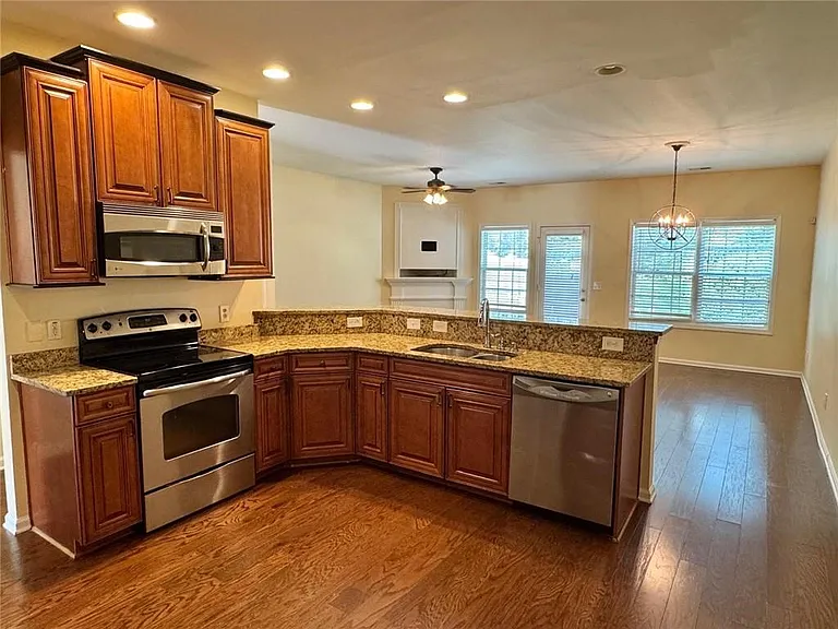 6418 Mossy Oak Lndg — Photo 8