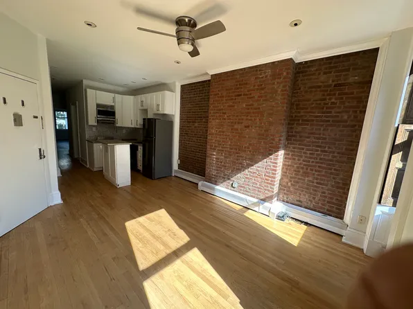 116 Clinton Street image 5 of 14