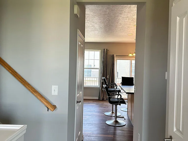 6305 Schooler Dr — Photo 10