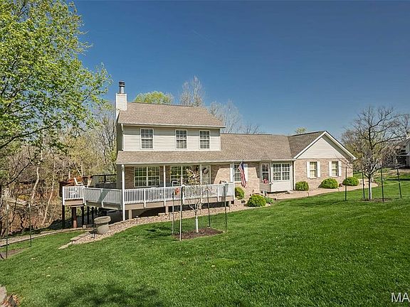 2nd image of 1529 Paradise Valley Dr