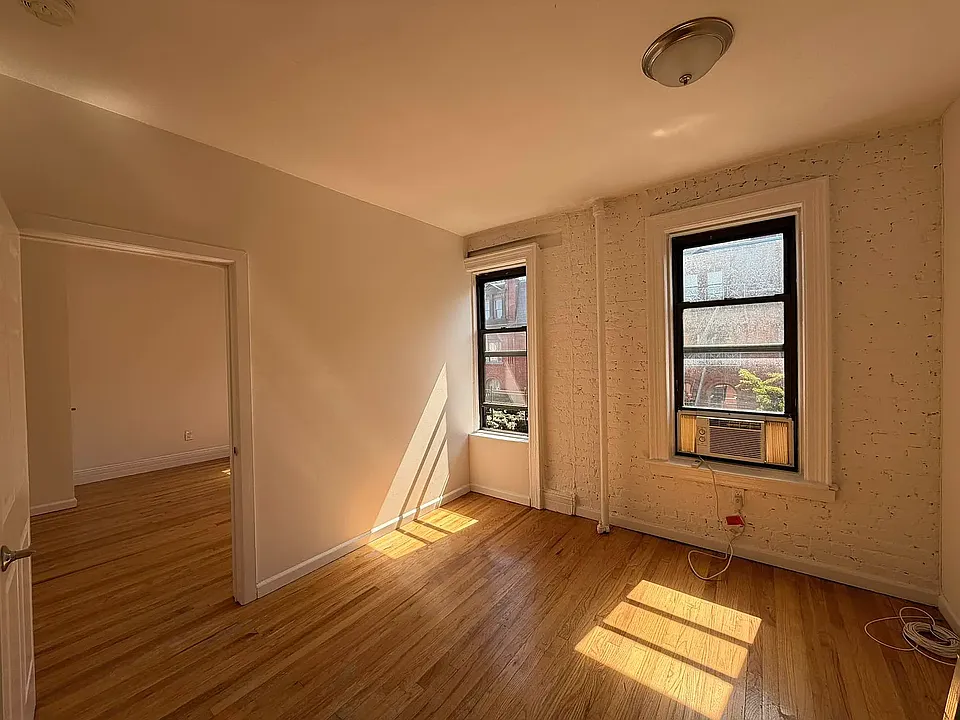 436 Broadway #13L