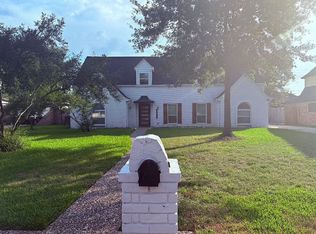 17211 Rolling Creek Dr, Houston, TX 77090