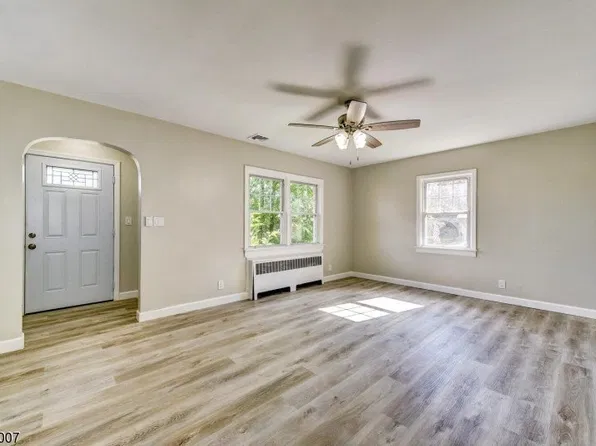 165 Madison St, Wood Ridge, NJ 07075