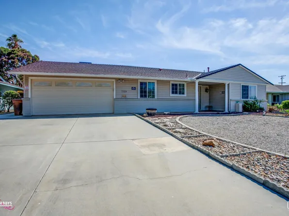 709 Pebble Beach Dr, Bakersfield, CA 93309