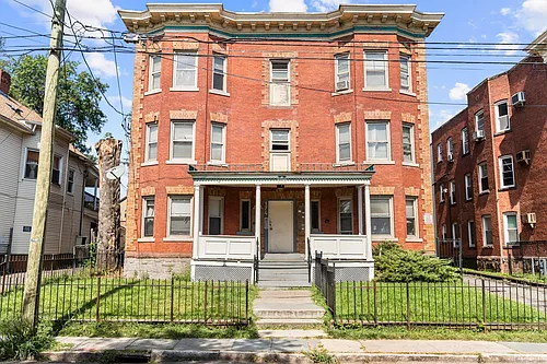 174 Ashley St Photo 1