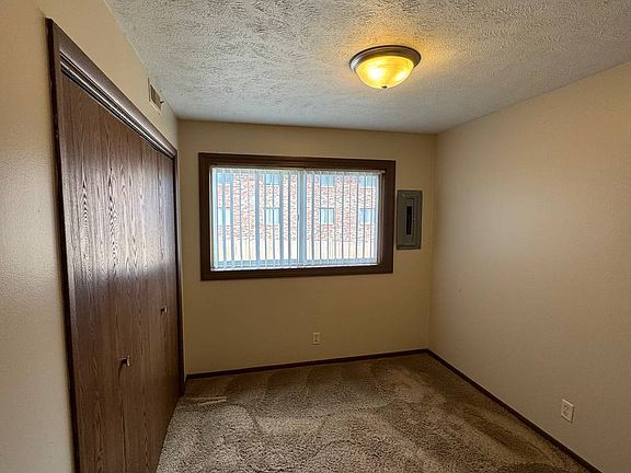 4th image of 1840 Knox St APT 10