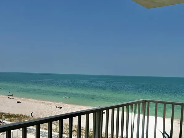 3443 Gulf Shore Blvd N, Naples, FL