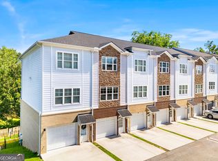 2021 Ocean Dr NW, Atlanta, GA 30318