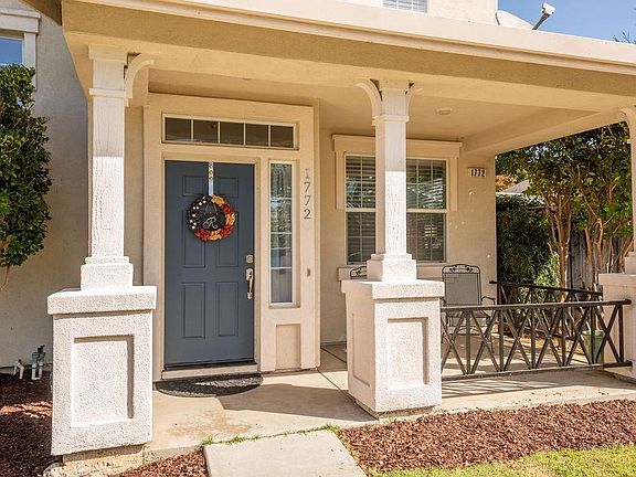3rd image of 1772 Parkside Way
