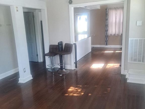 5th image of 2701 Minnesota Ave SE