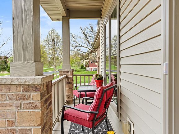 4th image of 5639 Old Oak Dr
