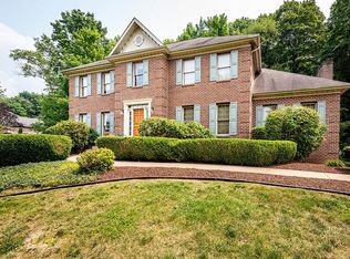 3105 Oak View Dr, Export, PA 15632