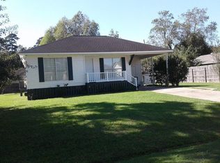 8712 Aspen Ct, Denham Springs, LA 70726