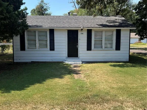708 Fleming St, Bernie, MO 63822