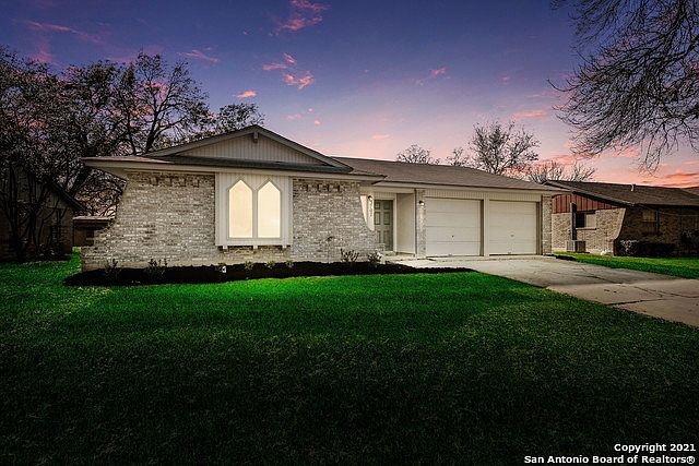 1st image of 3707 Petry Dr