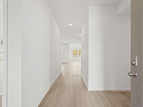 3rd image of 27511 Serene Pine Dr