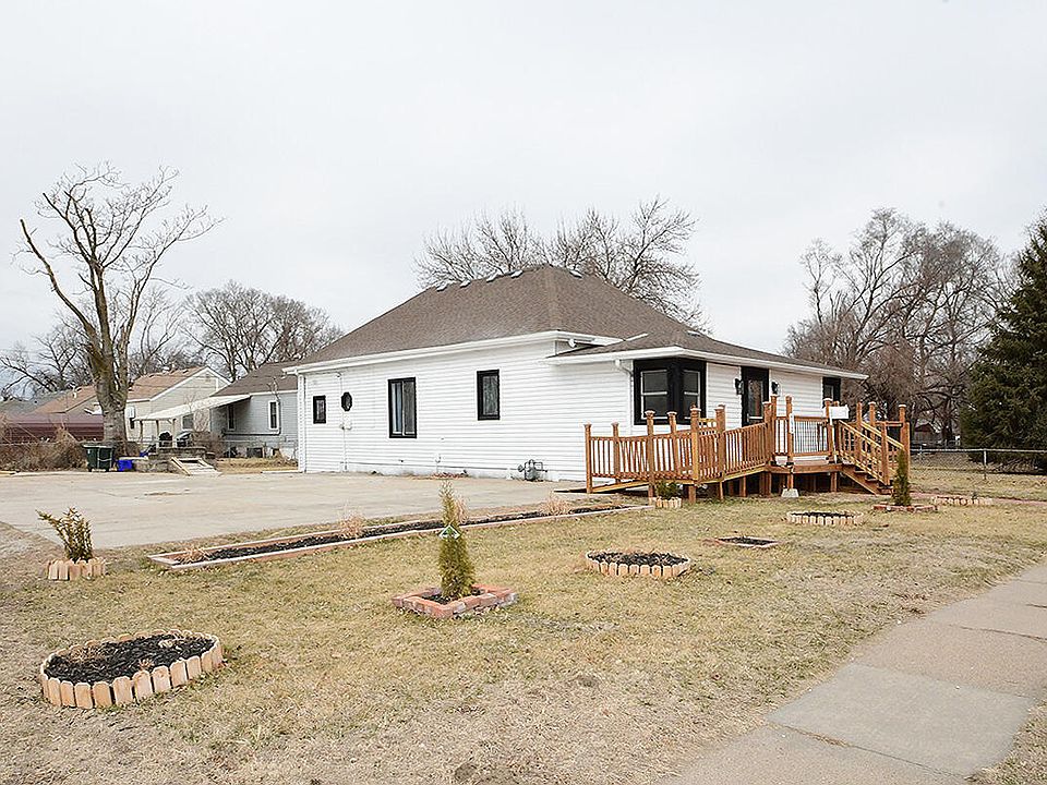1st image of 550 N 32nd St