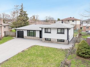 66 Peacock Ln, Barrie, ON L4N3R9
