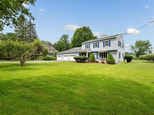 114 College St, Clinton, NY 13323