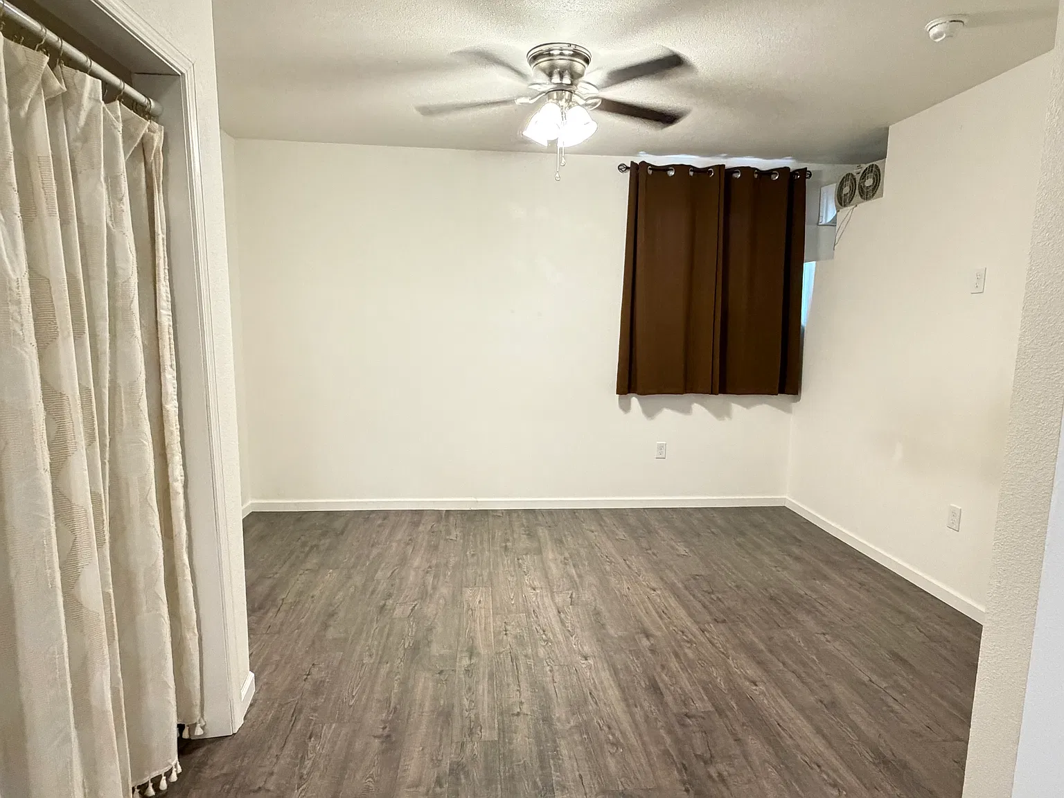 1 bed, 540 sqft, $1,150 — Photo 3