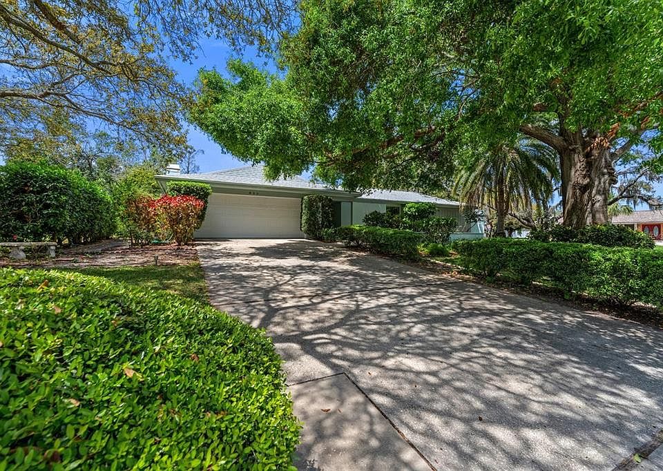 1st image of 838 PARK COURT
