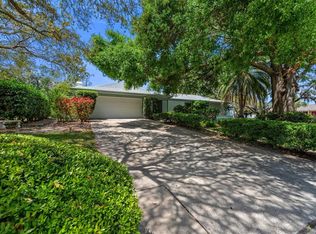 838 Park Ct, Palm Harbor, FL 34683