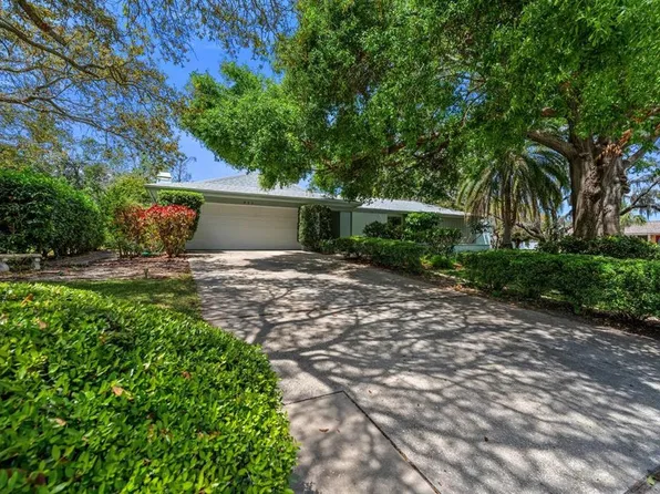 838 Park Ct, Palm Harbor, FL 34683