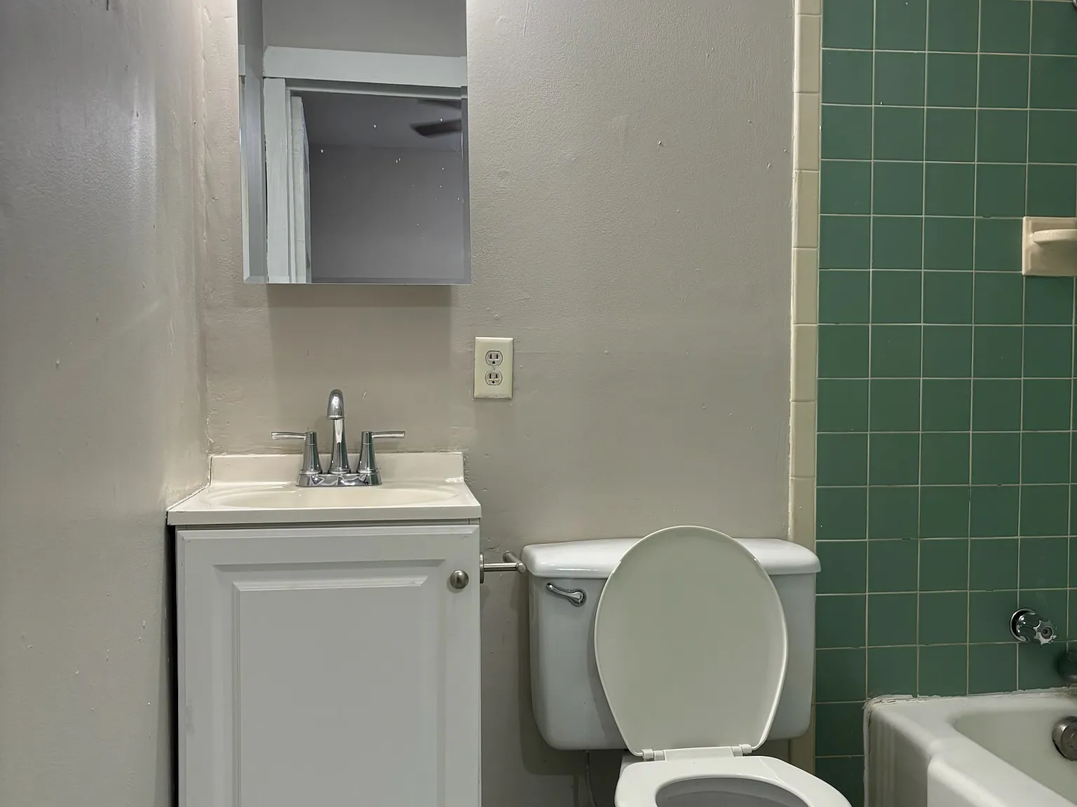 1 bed, 800 sqft, $830 — Photo 4