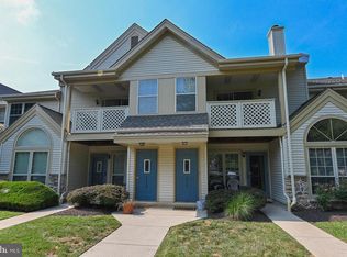 1712 Foxmeadow Cir, Royersford, PA 19468