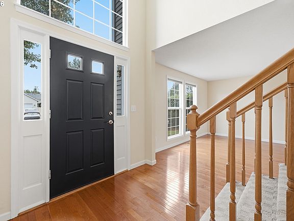 4th image of 2606 SE 171st Ct
