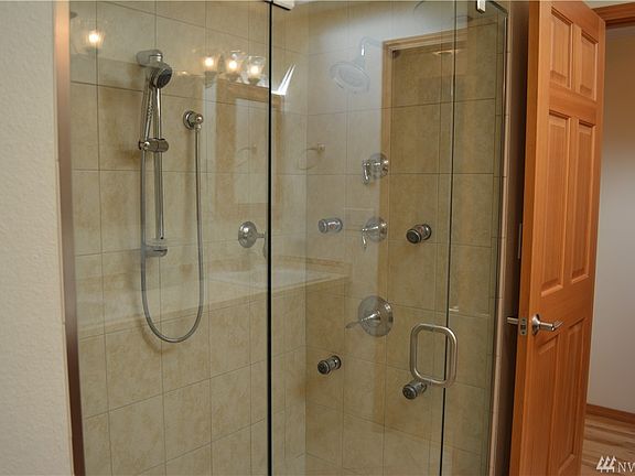 4th image of 8515 29th Street Ct E