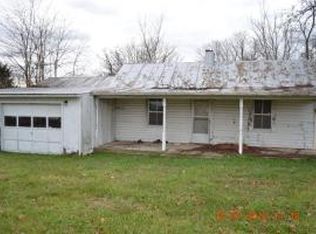 3912 Old Franklin Tpke, Glade Hill, VA 24092