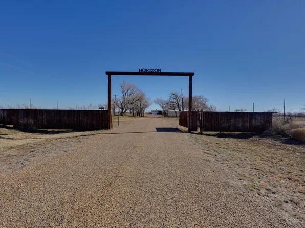 2306 SE Country Club Rd, Brownfield, TX 79316