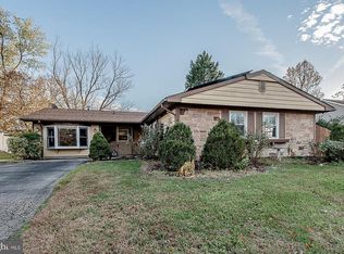 15751 Pointer Ridge Dr, Bowie, MD 20716